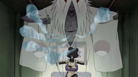 Orochimaru realizando un jutsu prohibido