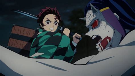 Tanjiro luchando contra el Demonio del Pantano