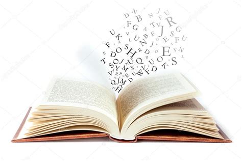 Imagen de un libro abierto con páginas llenas de arte de estilo manga