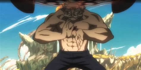 Makarov Dreyar usando magia Gigante