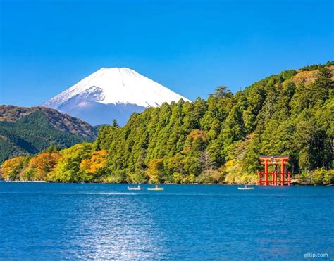 Monte Fuji visto desde el Lago Ashi en Hakone