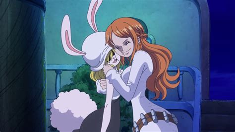 Chiffon explicando a Nami y Carrot