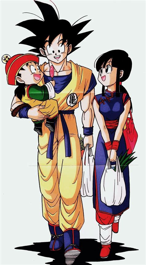 Póster promocional vibrante con varios personajes de Dragon Ball, incluyendo Goku, Gohan, Chichi y Bulma.