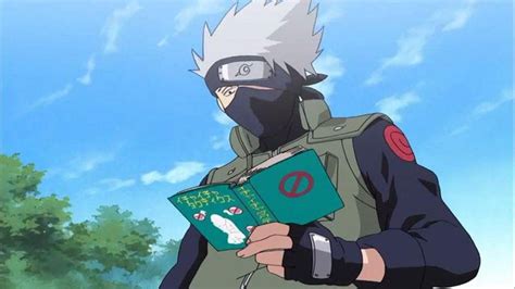 Kakashi leyendo el libro Icha Icha