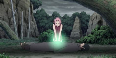Sakura Haruno utilizando Shōsen Jutsu