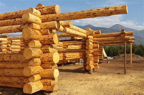 Construcción de una casa de troncos