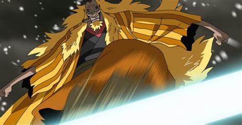 Shiki con sus espadas como prótesis