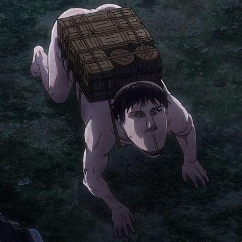 Escultura del Titán Carguero de Shingeki no Kyojin