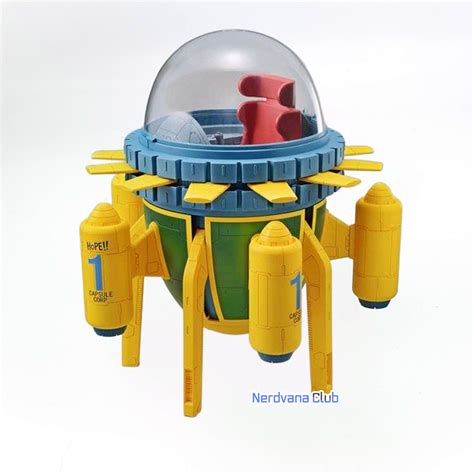 Máquina del tiempo de Trunks siendo reparada