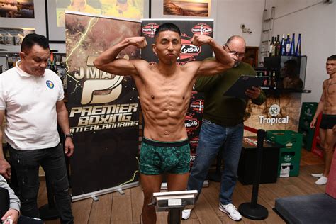 Imagen de un pesaje de boxeo