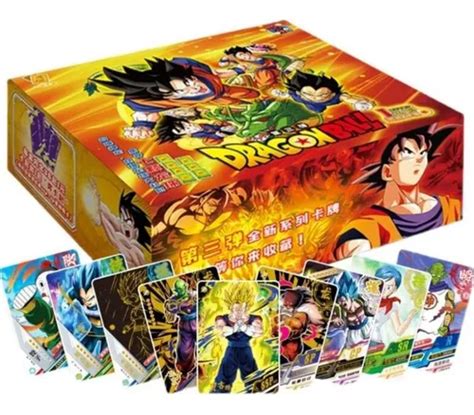 Una caja de sobres de cartas de Dragon Ball.