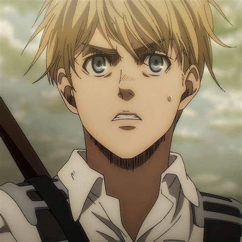 Armin Arlert como miembro del nuevo Escuadrón de Levi