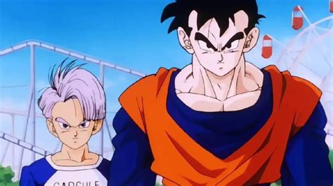 Gohan entrenando a Trunks en un futuro desolado