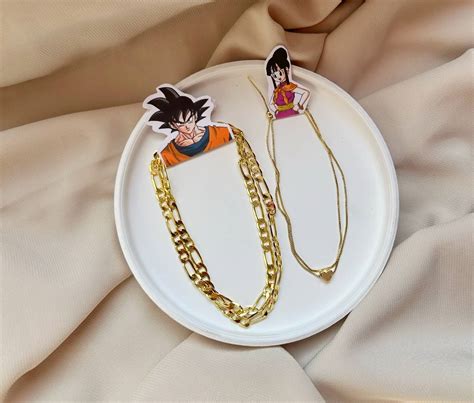 Variedad de collares temáticos de Dragon Ball