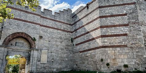 Representación de los distritos dentro de las murallas