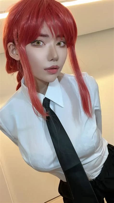 Cosplay de Makima por Eimi Fukada