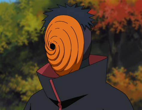 Obito Uchiha como Tobi con la máscara naranja