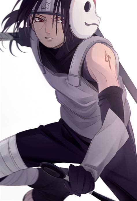 Itachi Uchiha en su uniforme ANBU