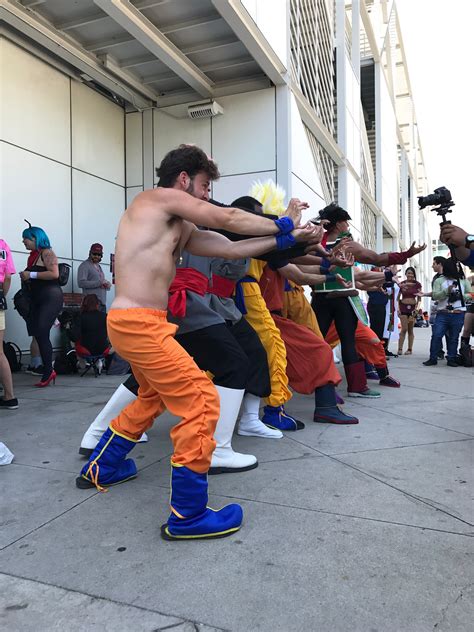 Fan realizando cosplay de Dragon Ball