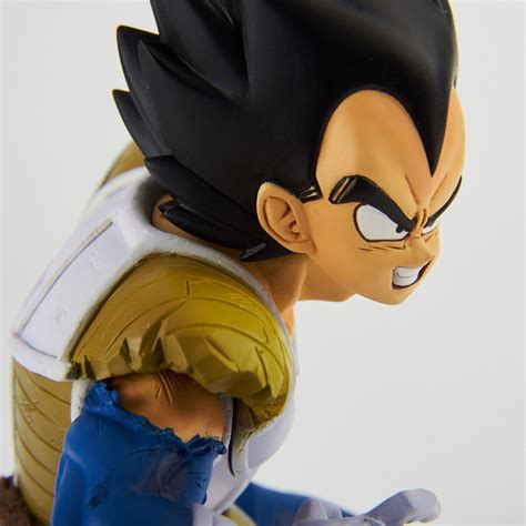 Figura de Vegeta despidiéndose de Trunks de Banpresto