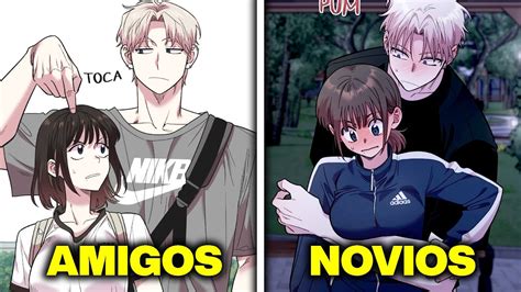 Tres amigos de la infancia en un manhwa