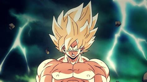 Goku en transformación Super Saiyan