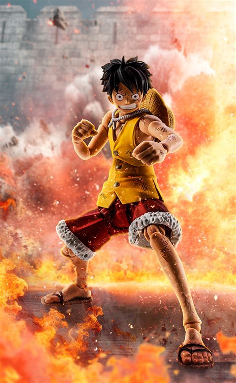 Ilustración de la Campana de Ox en Marineford con Luffy tocándola