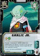 Garlic Jr. lanzando Triple Bola de Energía