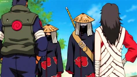 Itachi Uchiha junto a Kisame Hoshigaki