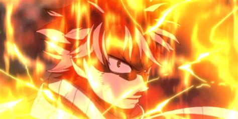Natsu Dragneel usando su poder de fuego contra un enemigo