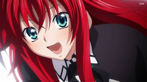 Rias Gremory sonriendo