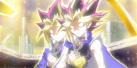 Yugi y Atem besándose
