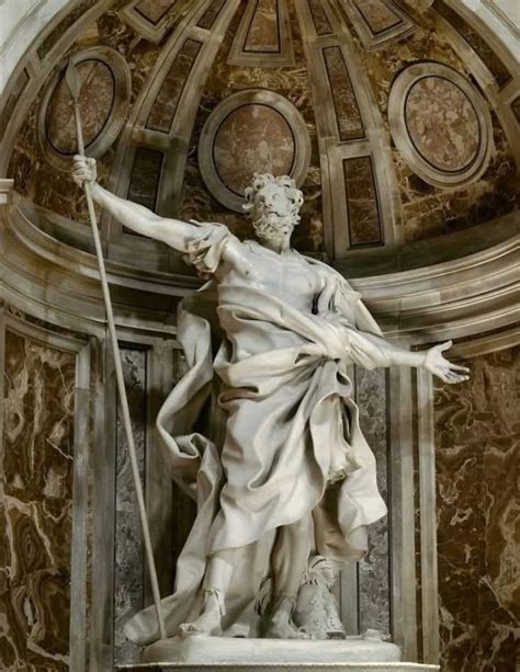 Una imponente estatua creada por Weed