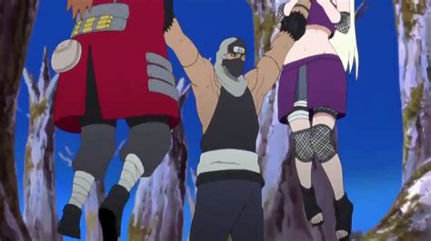 Hidan atacando al Equipo Kakashi