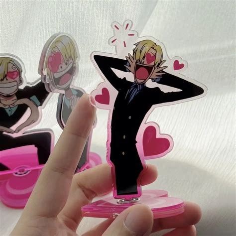 Figura de Sanji con ojos de corazón