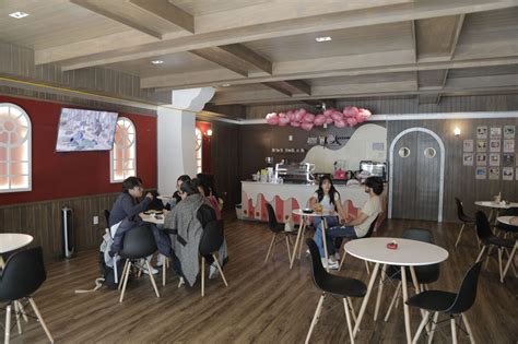 Cafetería Hachi Coffee and Tea temática de One Piece