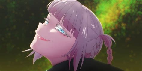 Ilustración de Nazuna Nanakusa, la vampira de 