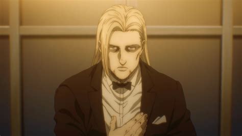 Willy Tybur dando su discurso