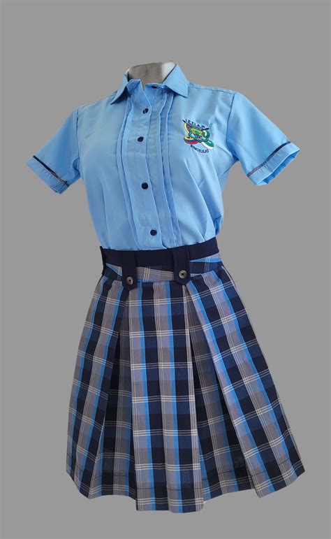 Uniforme escolar de la Academia U.A.