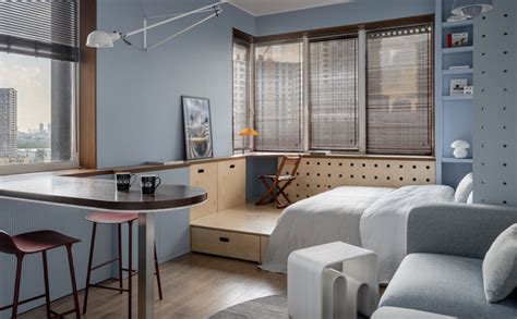 Diane como humana de tamaño reducido