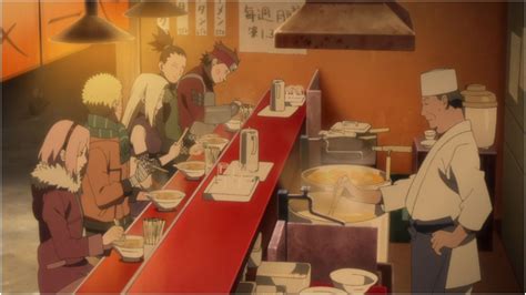 Interior del restaurante Ichiraku Ramen con Naruto e Iruka comiendo