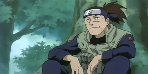 Iruka Umino en un momento reflexivo