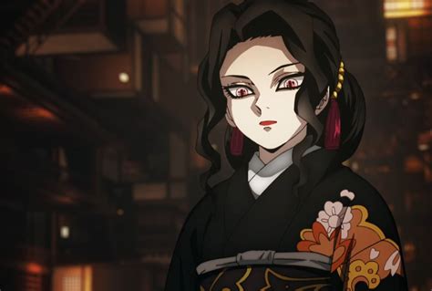 Muzan Kibutsuji en su forma femenina