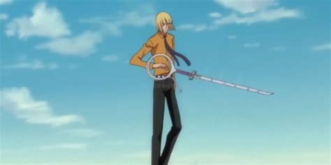 Shinji Hirako usando su Zanpakutō Sakanade