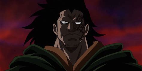 Monkey D. Dragon liderando el Ejército Revolucionario