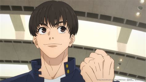 Yu Haibara con uniforme de hechicero de jujutsu