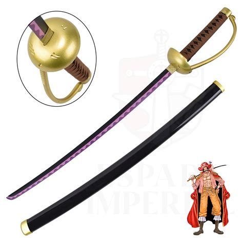 Gol D. Roger usando su espada Ace