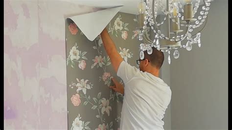 Proceso de instalación de papel pintado