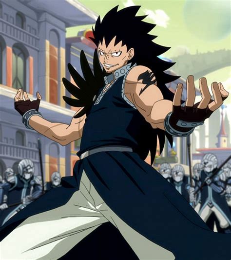 Gajeel Redfox con su marca de Fairy Tail