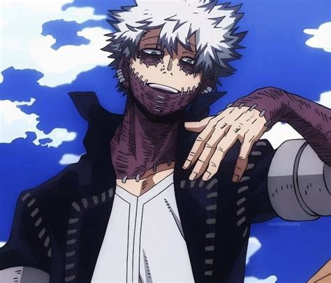 Dabi (Toya Todoroki) con su aspecto característico